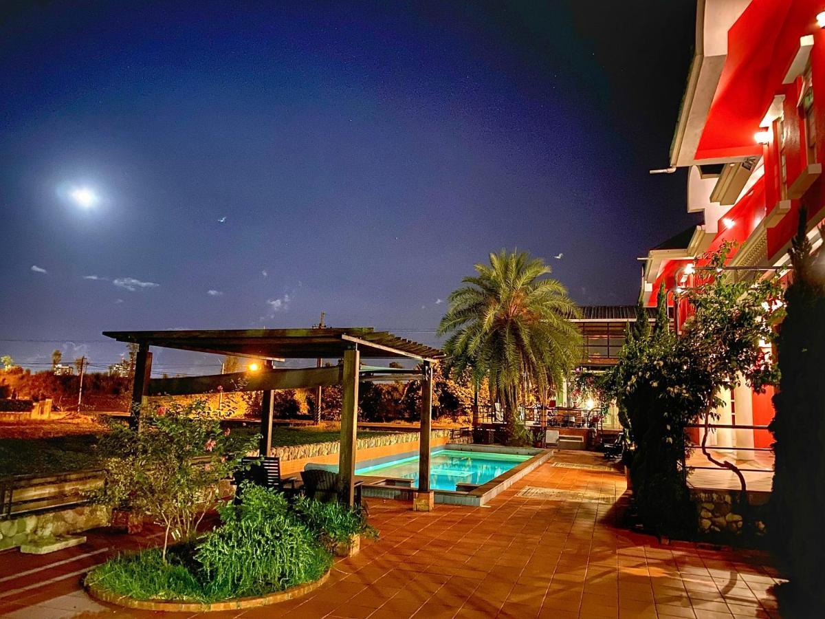Micarro B&B Dongshan  Bagian luar foto